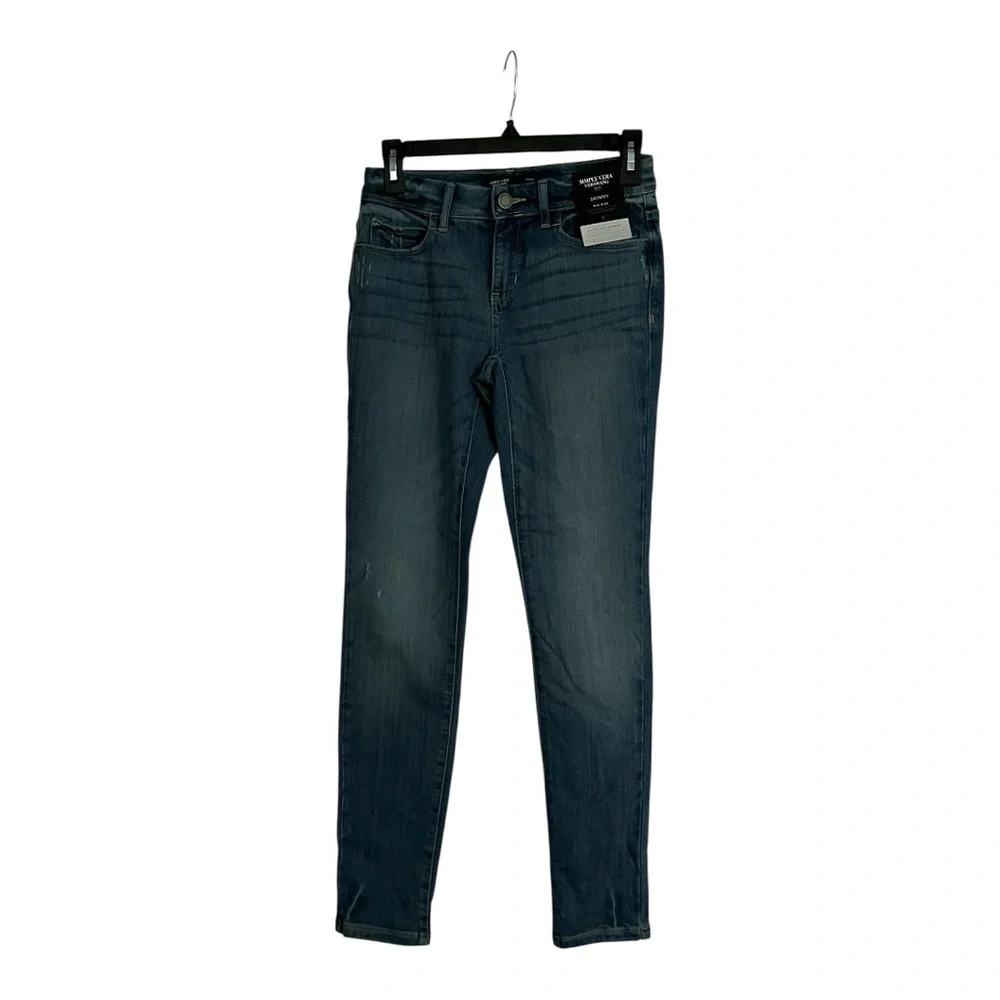 NWT Simply Vera Vera Wang mid-rise skinny jeans